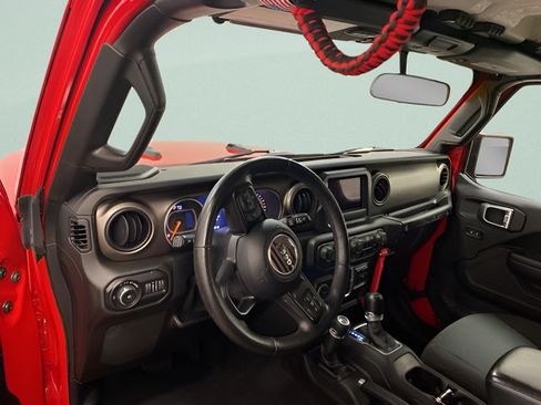 Used 2018 Jeep Wrangler Unlimited Sport S AWD/4WD image 7