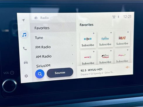 Used 2025 Toyota Tacoma SR5 image 29