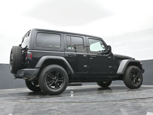 Used 2022 Jeep Wrangler Unlimited Sport AWD/4WD image 39