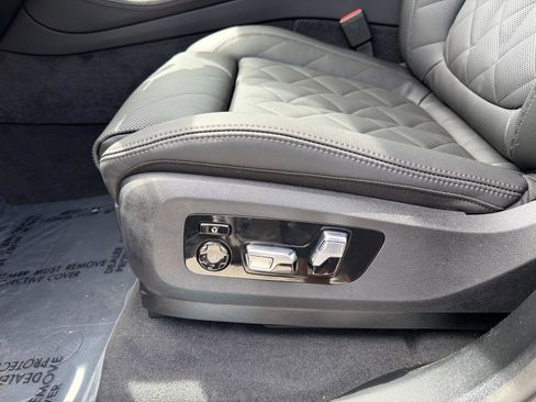 New 2026 BMW X5 M60i w/ Executive Package AWD/4WD image 14