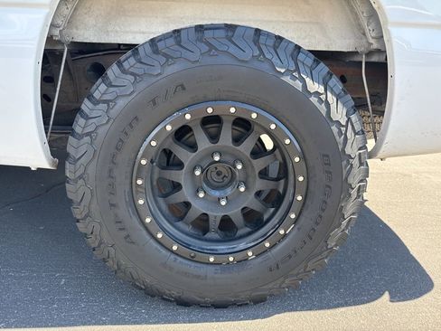 Used 2005 Chevrolet Silverado 1500 LS w/ Light Duty Power Package image 9