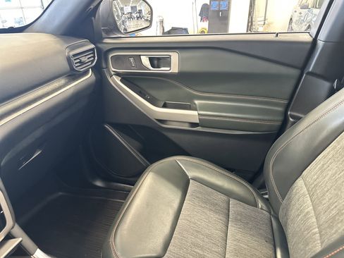 Used 2021 Ford Explorer Timberline image 28