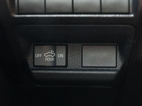Used 2025 Toyota Tacoma SR5 RWD image 25