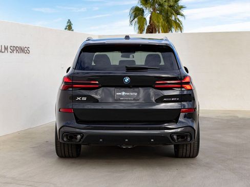 New 2026 BMW X5 xDrive50e image 7