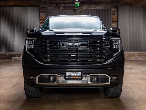 Used 2023 GMC Sierra 1500 Denali Ultimate image 2