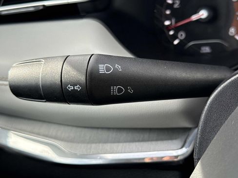 Used 2024 Jeep Compass Limited image 15