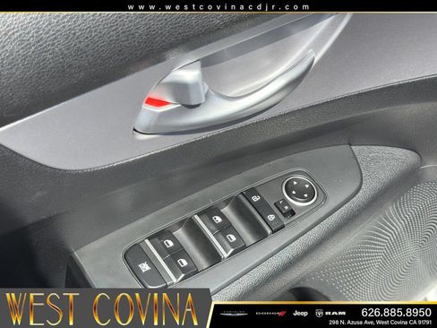 Used 2023 Kia Forte LXS FWD image 11