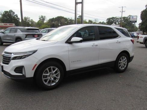 Certified 2024 Chevrolet Equinox LT image 4