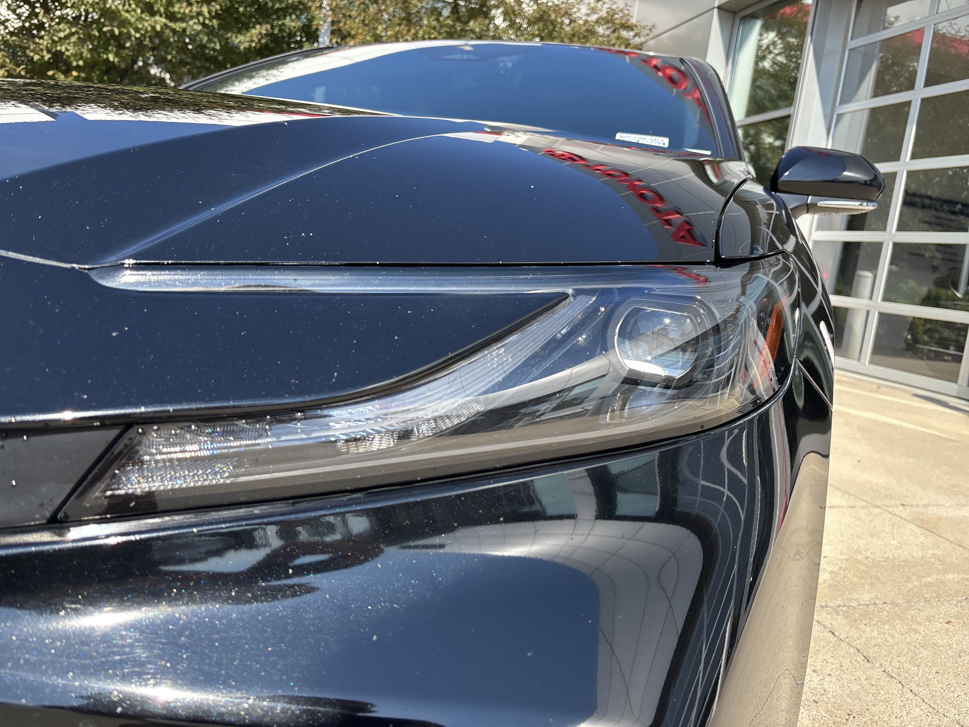 Used 2025 Toyota Camry SE FWD image 11