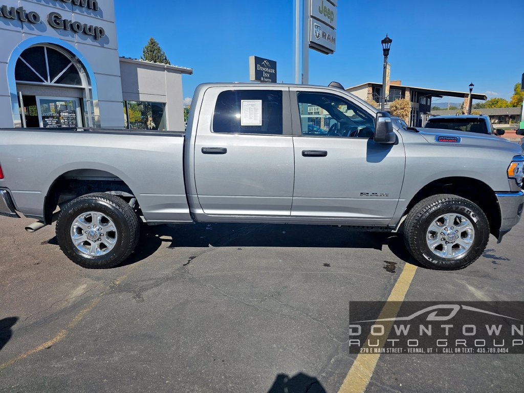 Used 2024 RAM 2500 Big Horn AWD/4WD image 2