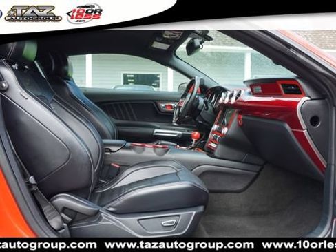 Used 2015 Ford Mustang GT Premium w/ Equipment Group 401A RWD image 20