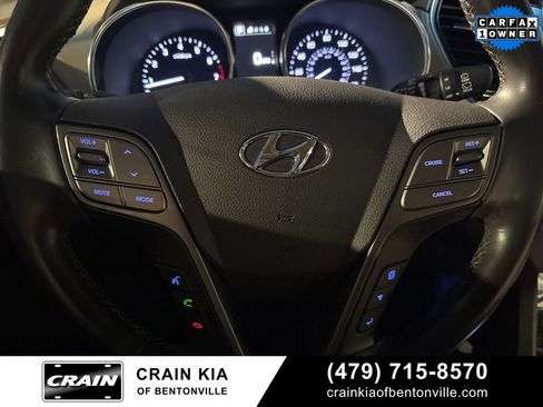 Used 2017 Hyundai Santa Fe Limited image 21