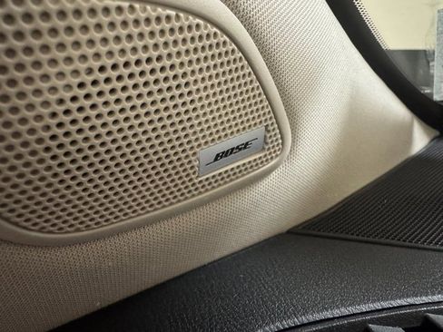 Used 2017 Nissan Murano SV w/ Premium Plus Package image 11