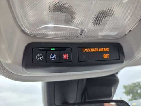 Used 2022 Chevrolet TrailBlazer LS FWD image 32