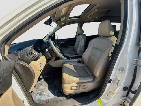 Used 2022 Honda Pilot Elite image 13