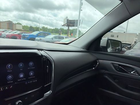 Used 2020 Chevrolet Traverse LT w/ LT Premium Package FWD image 25
