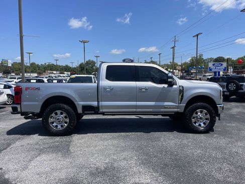 Used 2024 Ford F250 Lariat w/ Lariat Ultimate Package AWD/4WD image 2