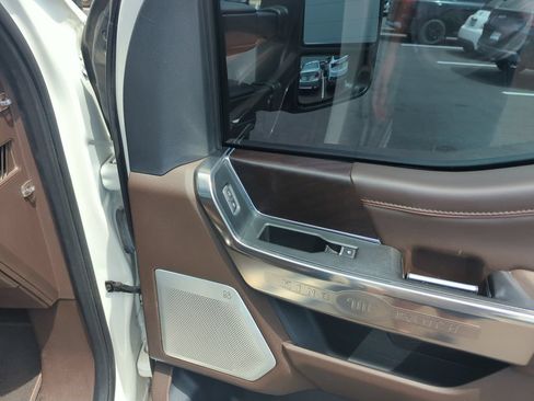 Used 2022 Ford F150 King Ranch w/ Equipment Group 601A High AWD/4WD image 33