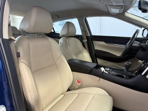 Used 2019 Nissan Maxima 3.5 SV w/ Illumination Package image 24