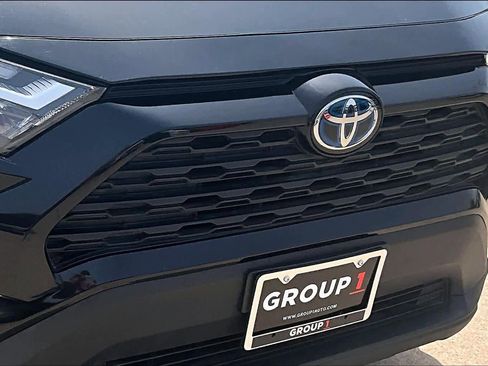 Used 2023 Toyota RAV4 LE AWD/4WD image 30