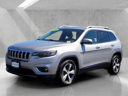 Used 2019 Jeep Cherokee Limited FWD image 8