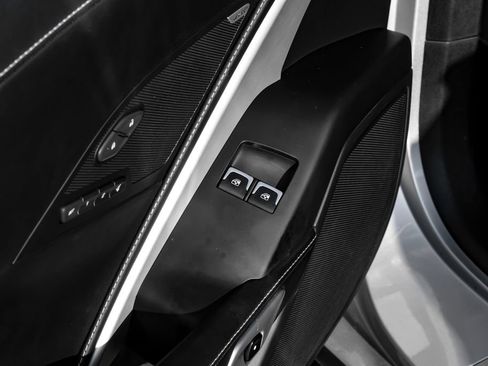 Used 2018 Chevrolet Corvette Z06 RWD image 41