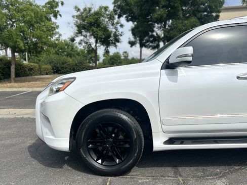 Used 2014 Lexus GX 460 Luxury image 7