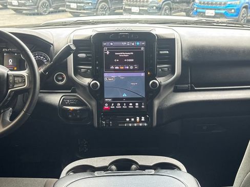 Used 2025 RAM 2500 Big Horn AWD/4WD image 30