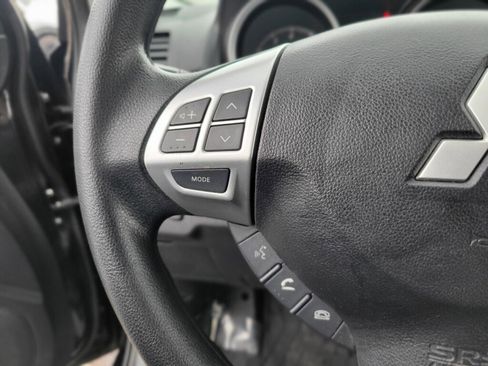 Used 2014 Mitsubishi Lancer SE image 23