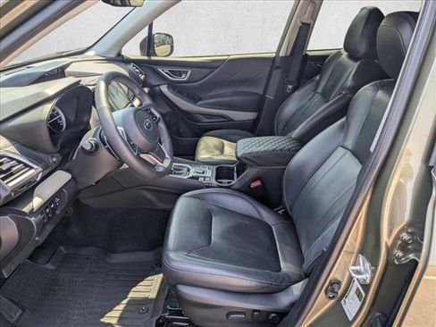 Used 2022 Subaru Forester Limited AWD/4WD image 15