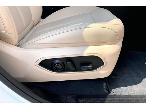 Certified 2025 Jeep Grand Cherokee Limited RWD image 50