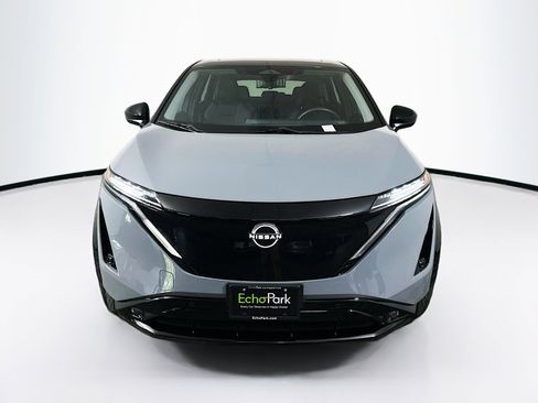 Used 2023 Nissan Ariya FWD image 2