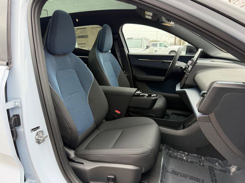New 2026 Volvo EX30 Plus image 8