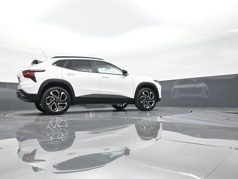 New 2026 Chevrolet Trax RS w/ Sunroof Package image 47