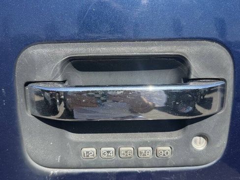 Used 2010 Ford F150 XLT AWD/4WD image 6