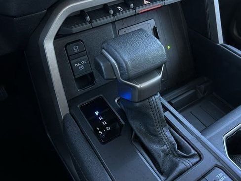 Used 2024 Toyota Tundra Limited w/ Power Package image 22