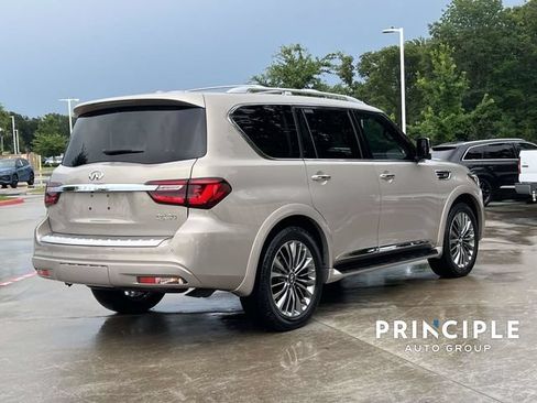 Used 2021 INFINITI QX80 Sensory w/ All-Season Package RWD image 11