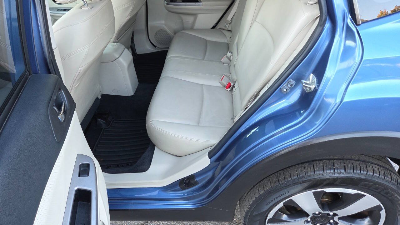 Used 2014 Subaru Crosstrek Touring AWD/4WD image 35