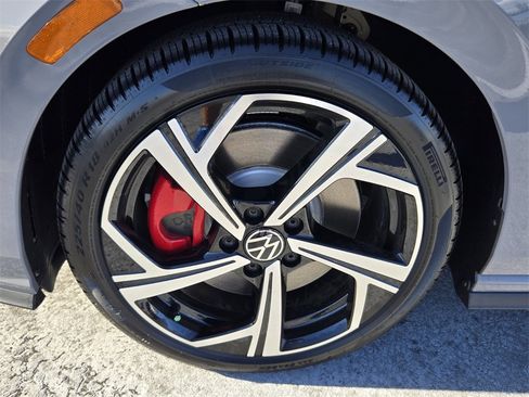 New 2026 Volkswagen GTI SE image 5