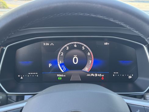 Certified 2024 Volkswagen Jetta SE w/ Panoramic Sunroof Package image 22