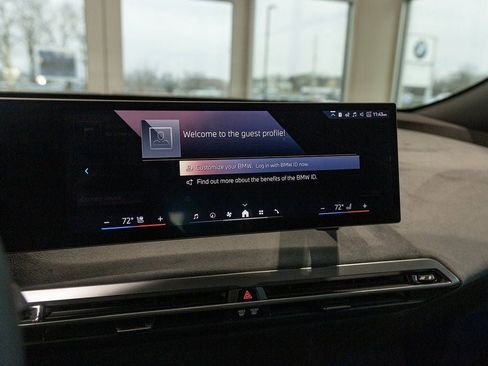 Used 2026 BMW iX xDrive60 w/ M Sport Package AWD/4WD image 28