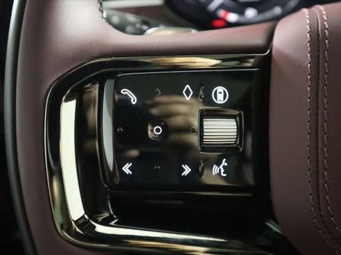 New 2025 Land Rover Range Rover Sport Autobiography image 12
