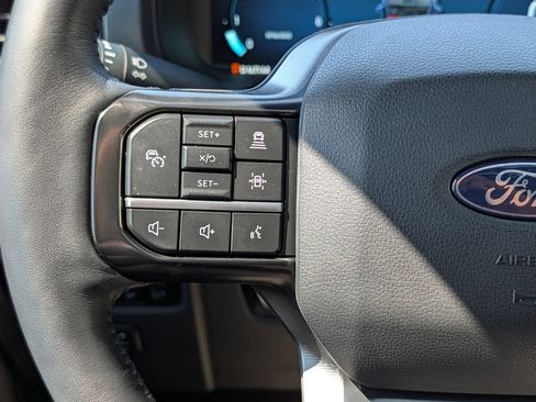 Certified 2025 Ford F150 Platinum w/ Equipment Group 702A High AWD/4WD image 29