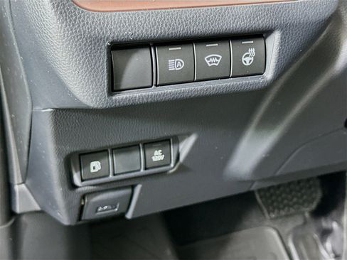 New 2026 Toyota Prius Plug-In Hybrid image 10