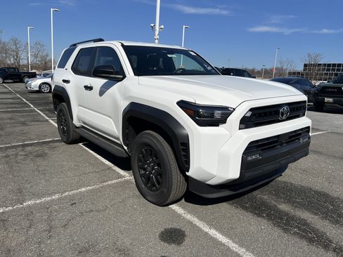 New 2026 Toyota 4Runner SR5 image 3