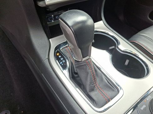 Certified 2021 Jeep Grand Cherokee Trailhawk w/ Trailhawk Luxury Group image 17