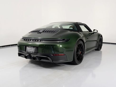 Certified 2026 Porsche 911 Targa 4 GTS AWD/4WD image 11
