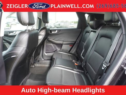 Used 2022 Ford Escape SEL w/ Equipment Group 302A AWD/4WD image 12