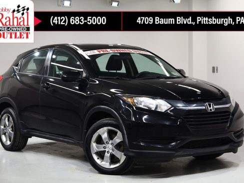 Used 2018 Honda HR-V LX image 1