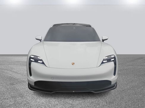 Used 2020 Porsche Taycan 4S image 2